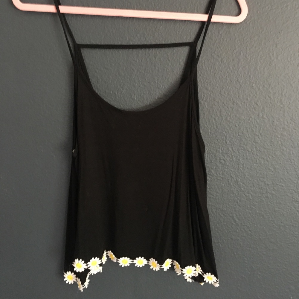 Spaghetti Strap Shirt With Daisy Detail